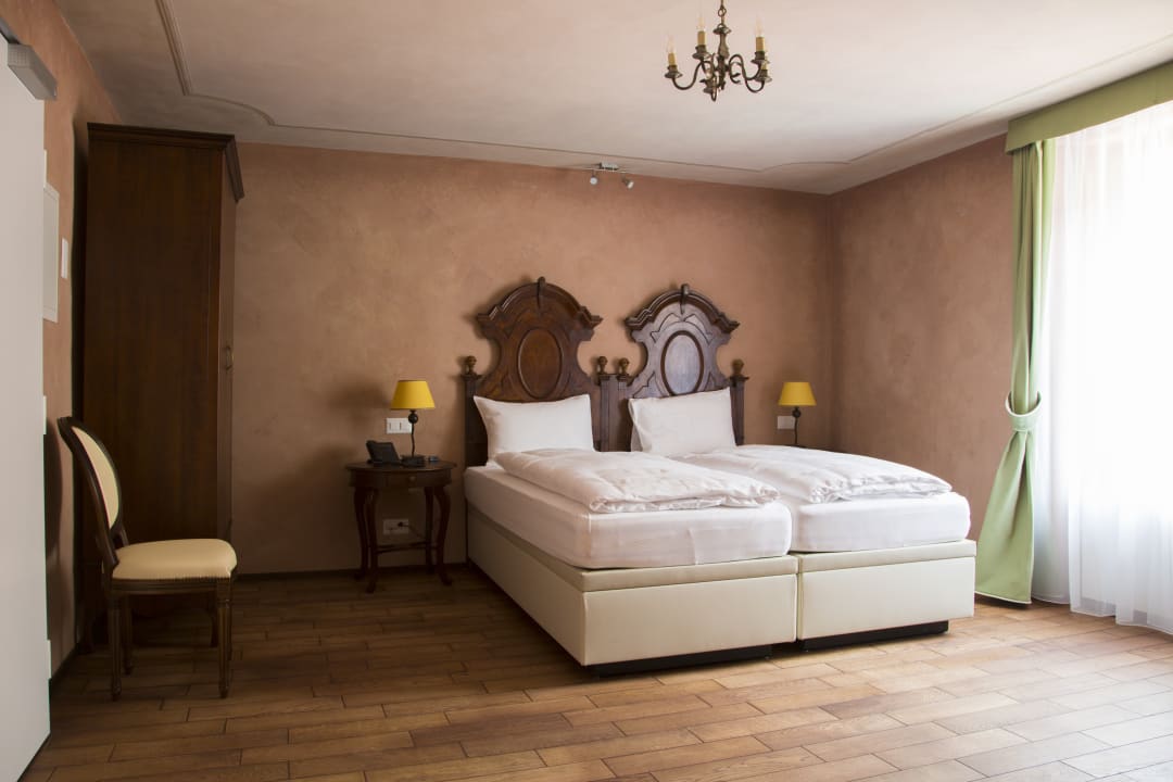 Zimmer Hotel La Tureta