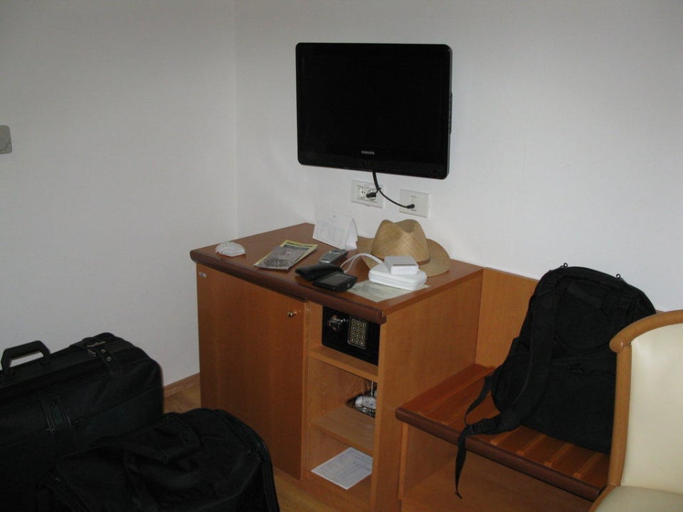 TV, Safe, Minibar Valamar Sanfior Hotel & Casa