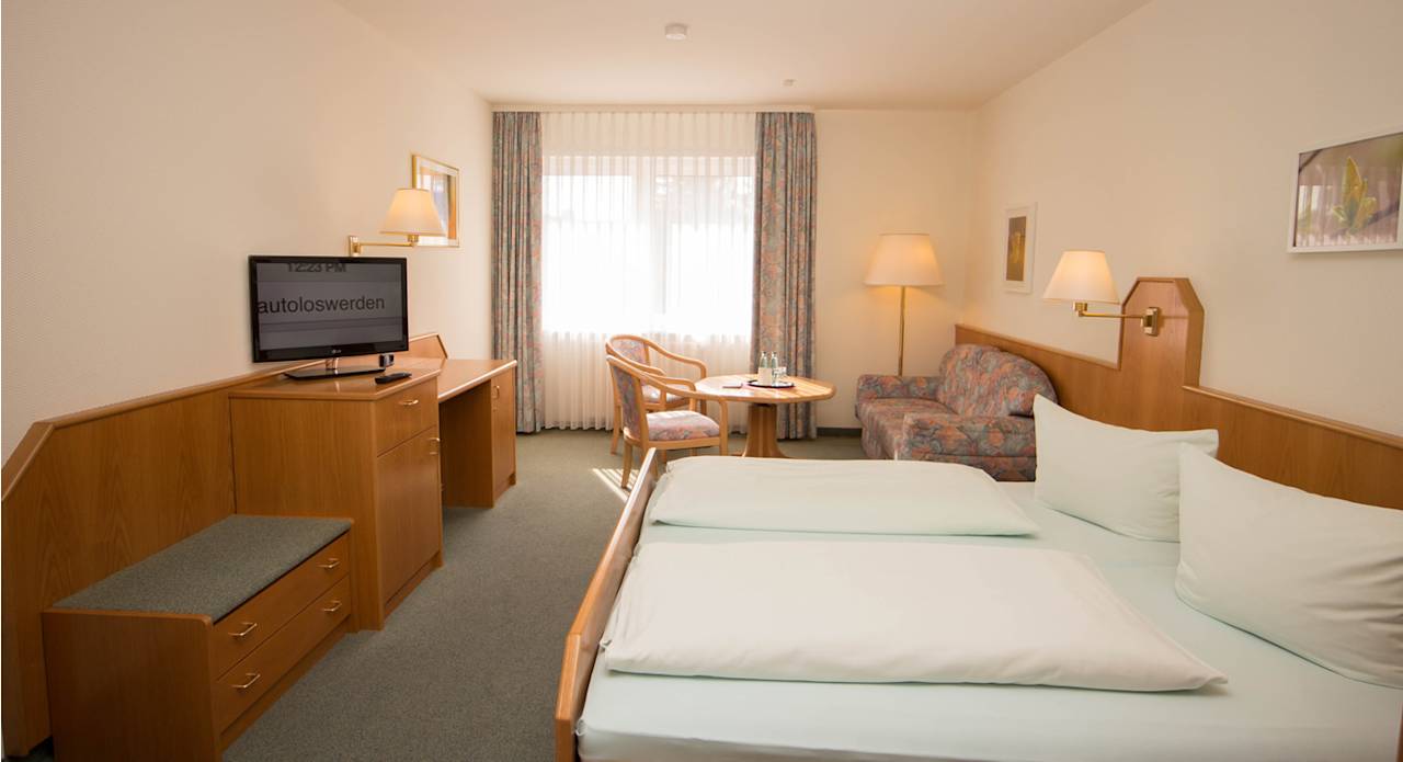 Zimmer Ruser's Hotel