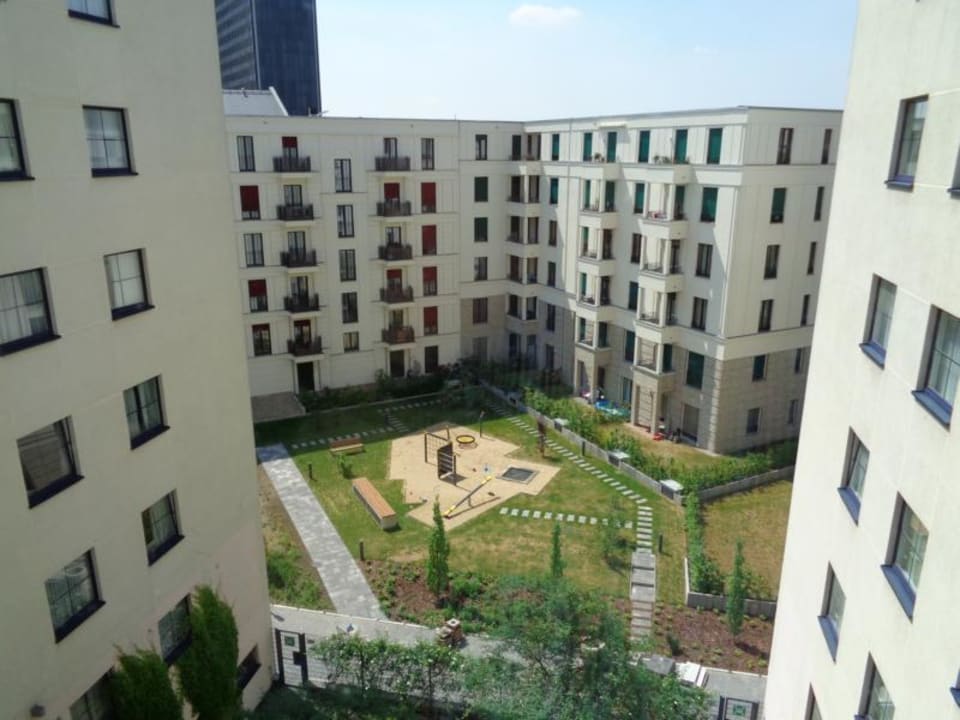 Ausblick Holiday Inn Express Berlin City Center