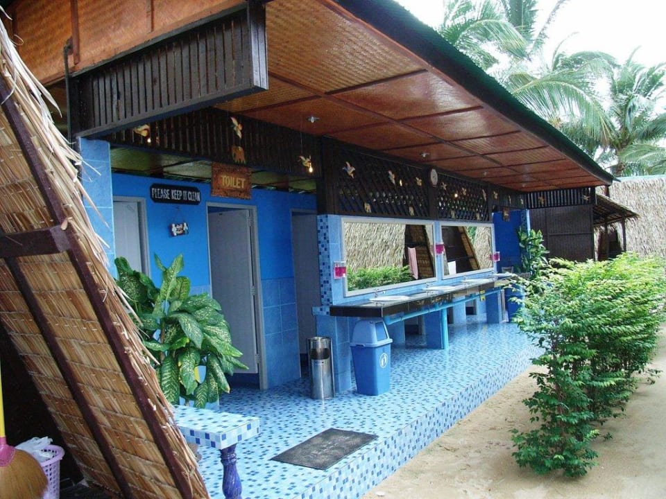 Gemeinschafts WC und Dusche Hotel New Hut Bungalows