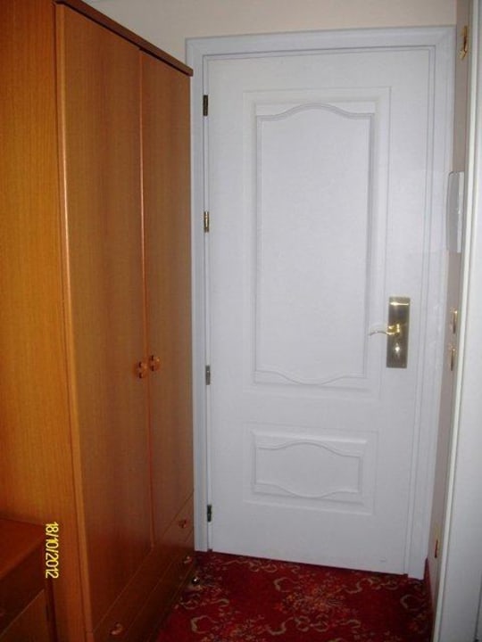 Schrank Grand Hotel Cadenabbia