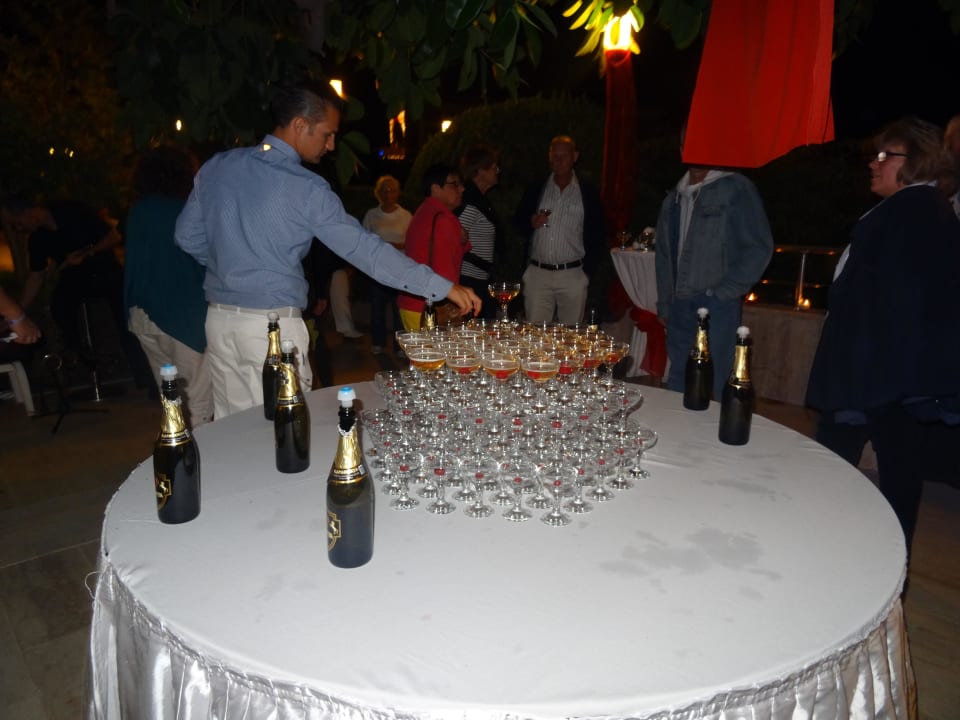 Soiree a theme Side Star Elegance