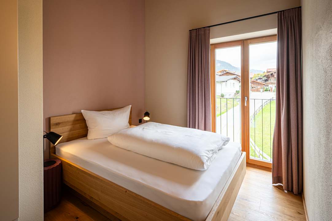 Zimmer Maisel  - Berge. Heimat. Balance.