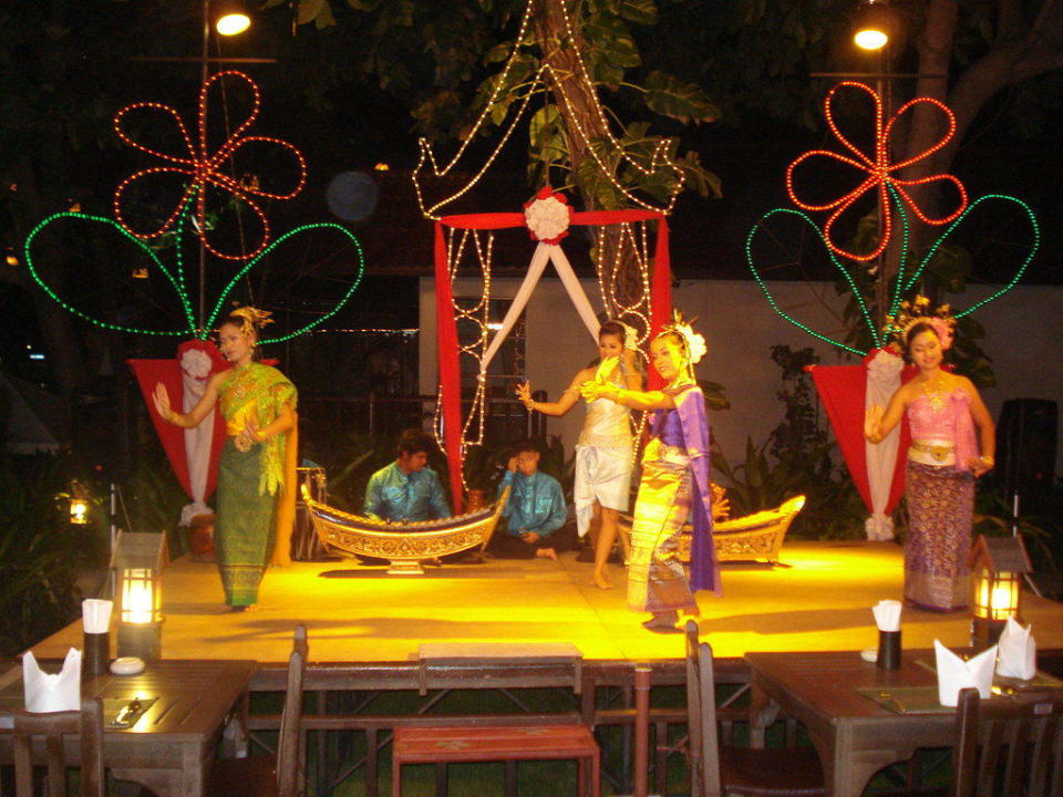 Thai Cultural Show im Hotel-Restaurant Hotel Baan Chaweng Beach Resort & Spa