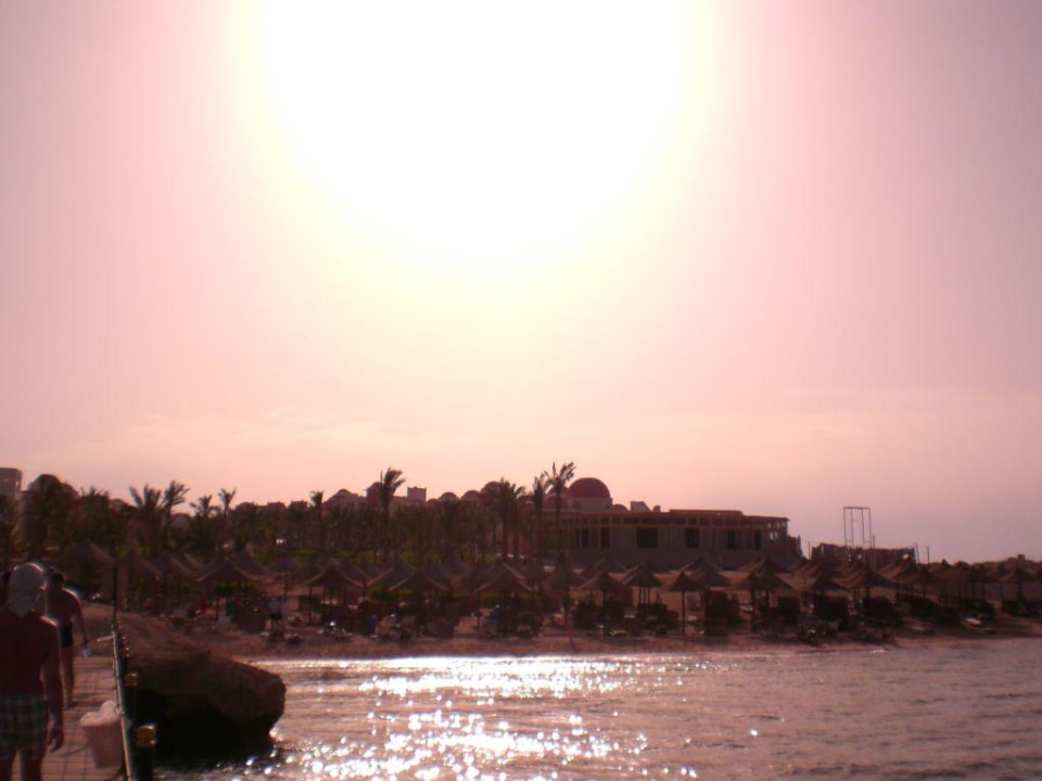 Sonnenuntergang Serenity Alpha Beach