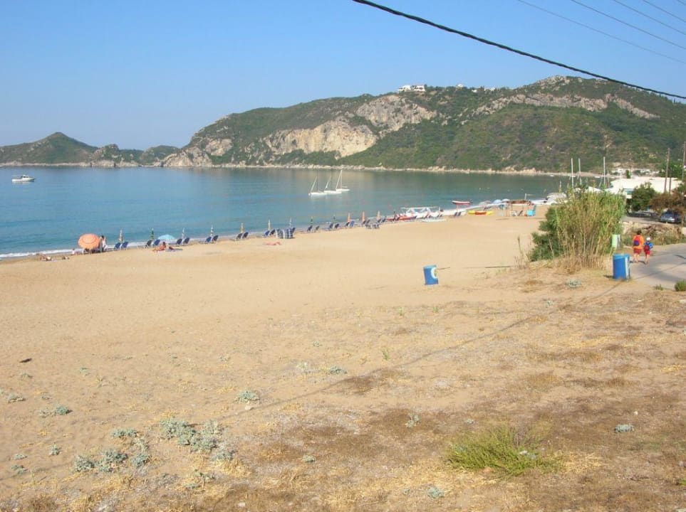 Strand beim Akis Hotel Akis