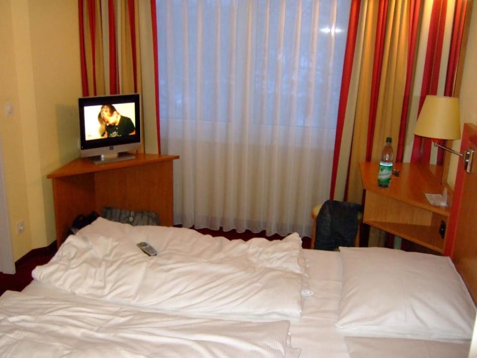 Bett NH Collection Hamburg City