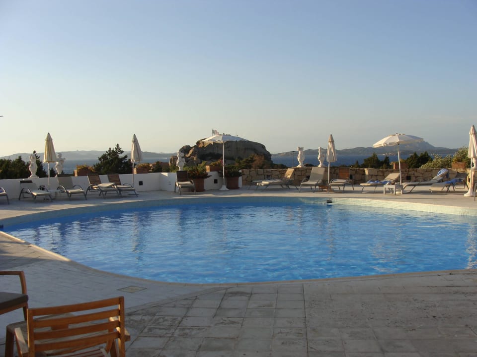 Pool mit herrlicher Aussicht Hotel Grand Relais dei Nuraghi
