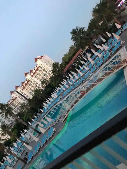 Pool Side Mare Resort & Spa