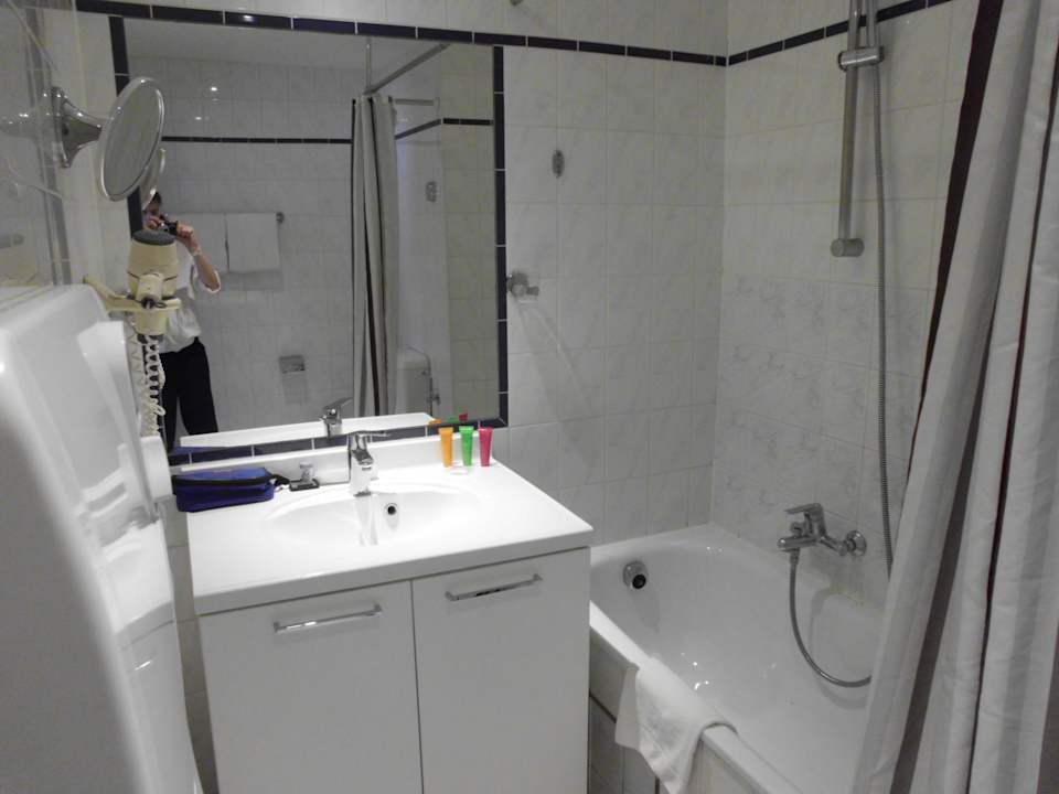 Zimmer Thon Residence Parnasse