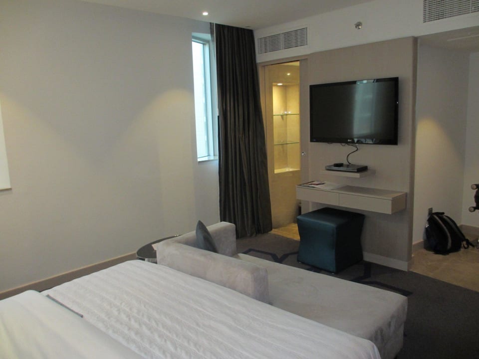 Classicroom Le Royal Meridien Abu Dhabi