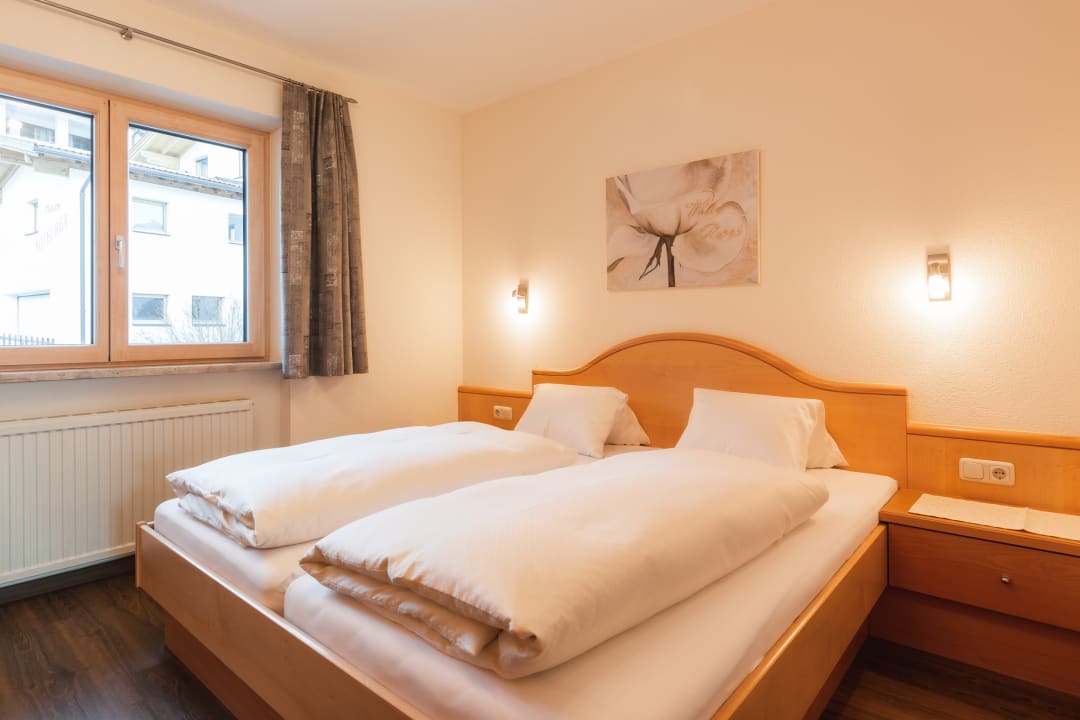 Zimmer Ferienwohnungen am Matinesweg, Serfaus