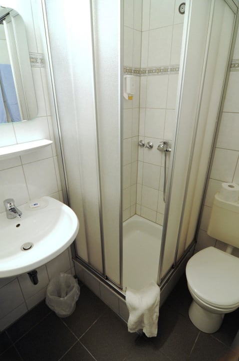 Bad Hotel Karolinger