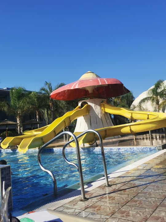 Pool Blue Lagoon Resort