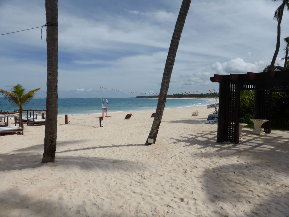 Von der Strandbar aus Punta Cana Princess All Suites Resort & Spa