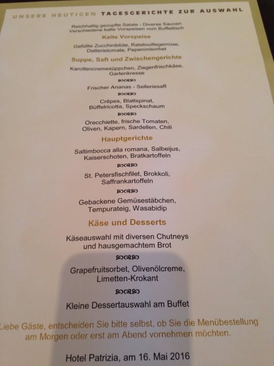 Eines der Abendmenüs zum Auswählen Hotel Patrizia
