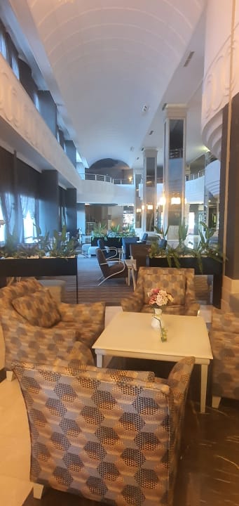 Lobby Bella Resort & Spa