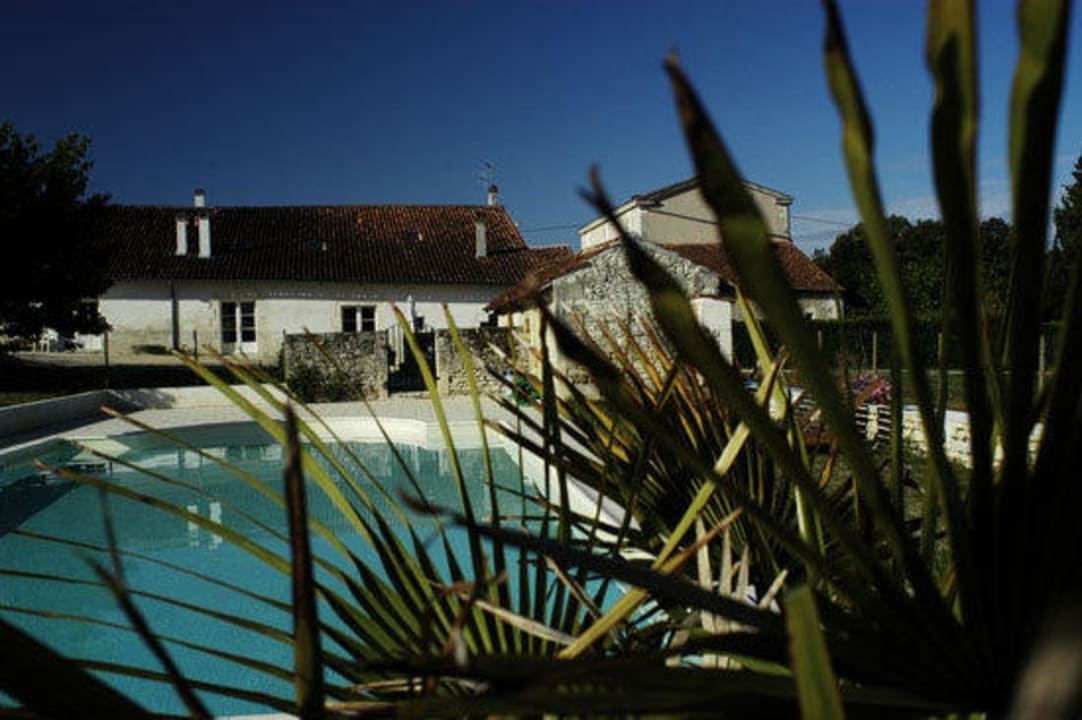 Piscine Hotel Domaine de la Laigne