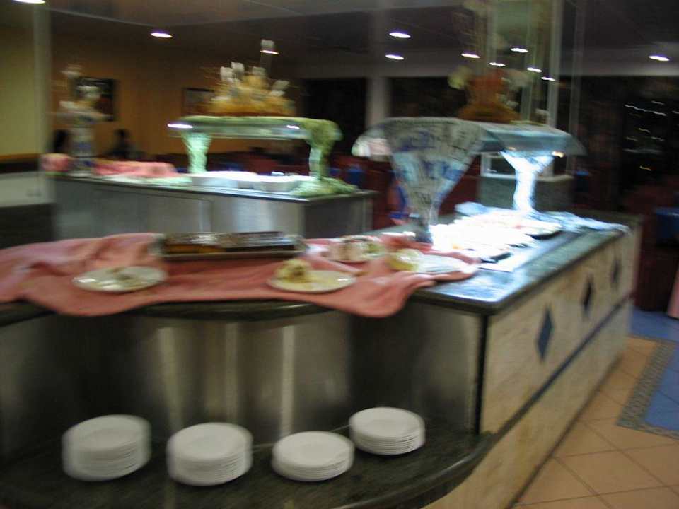 Buffet Hotel Jagua Affiliated by Meliá