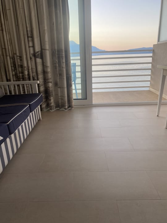 Zimmer Carine Hotel Delfin