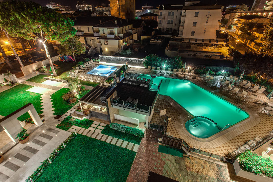 Gartenanlage Park Hotel Morigi & Ornella Garden & SPA