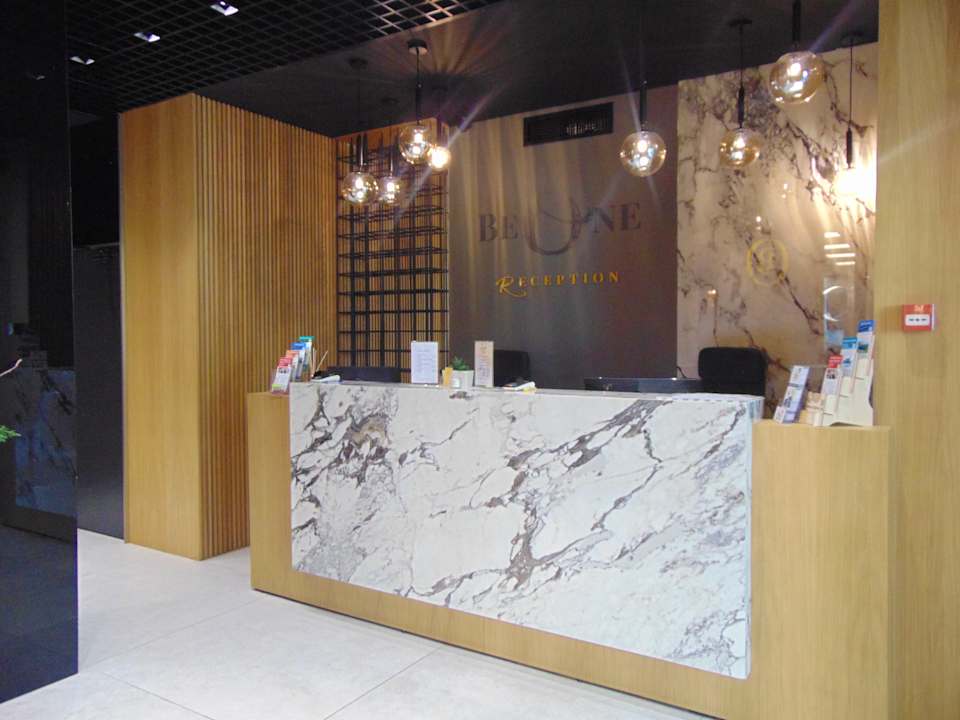 Lobby B1 Downtown Hotel