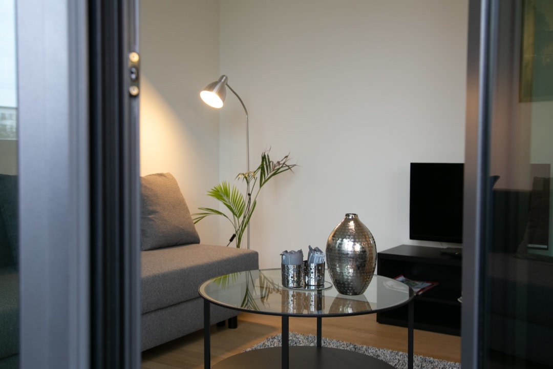 Zimmer Nena Apartment Sapphire by D. Libeskind