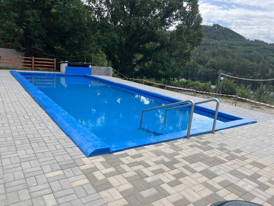 Pool Areál Ontario Kyselka