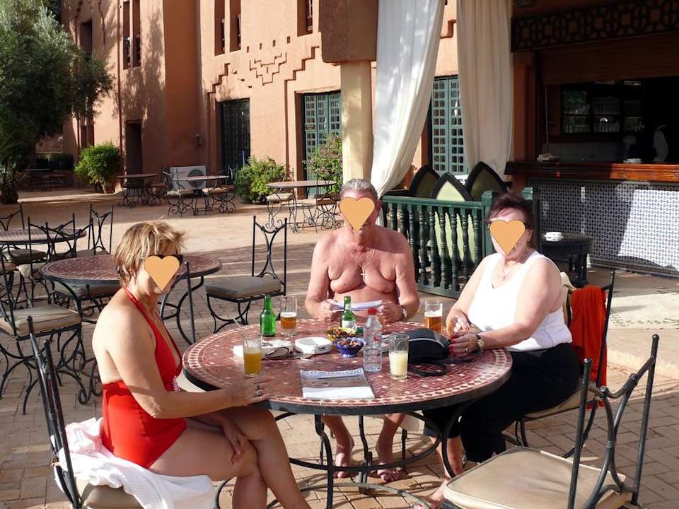 Gemütlich am Pool Riad Tichka Salam