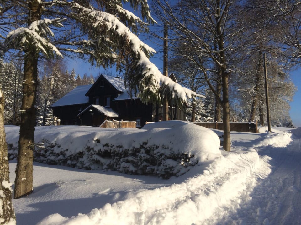 Außenansicht Ferienhaus Berghütte Vogtland