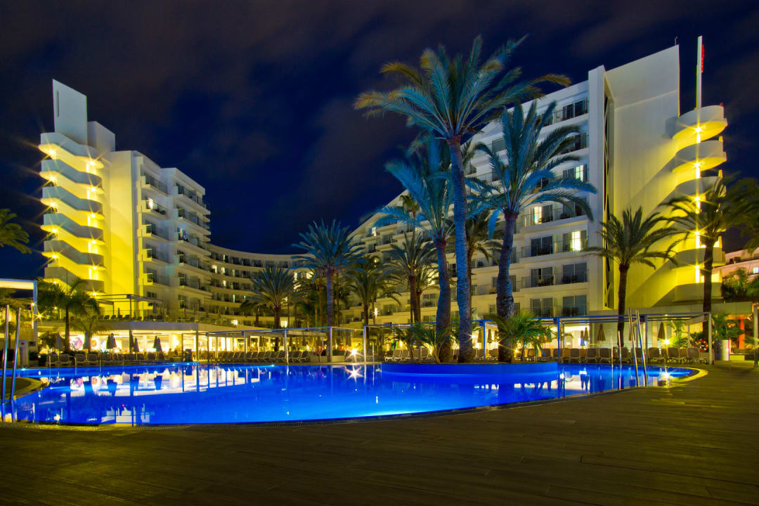 Außenansicht Hotel Riu Papayas