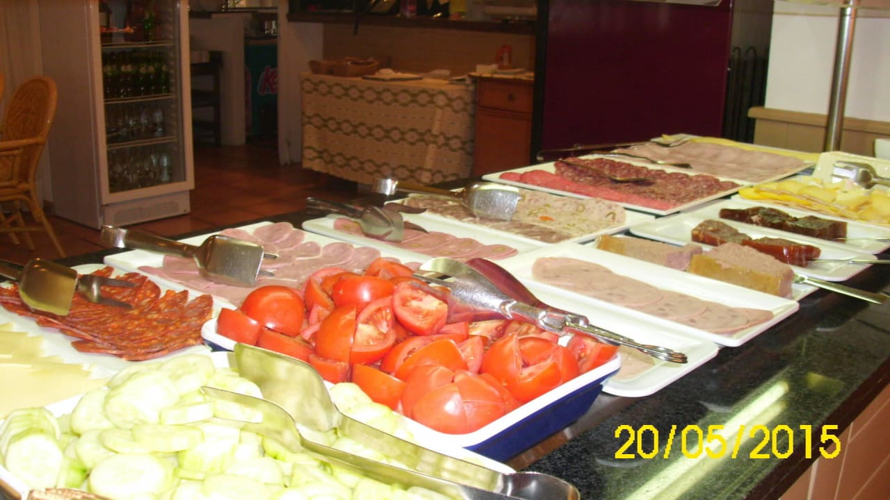 Frühstück  Aparthotel Houm Plaza Son Rigo