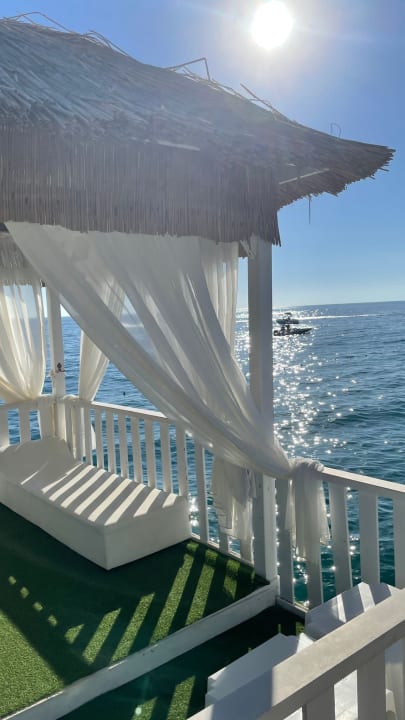 Strand Aria Resort & Spa