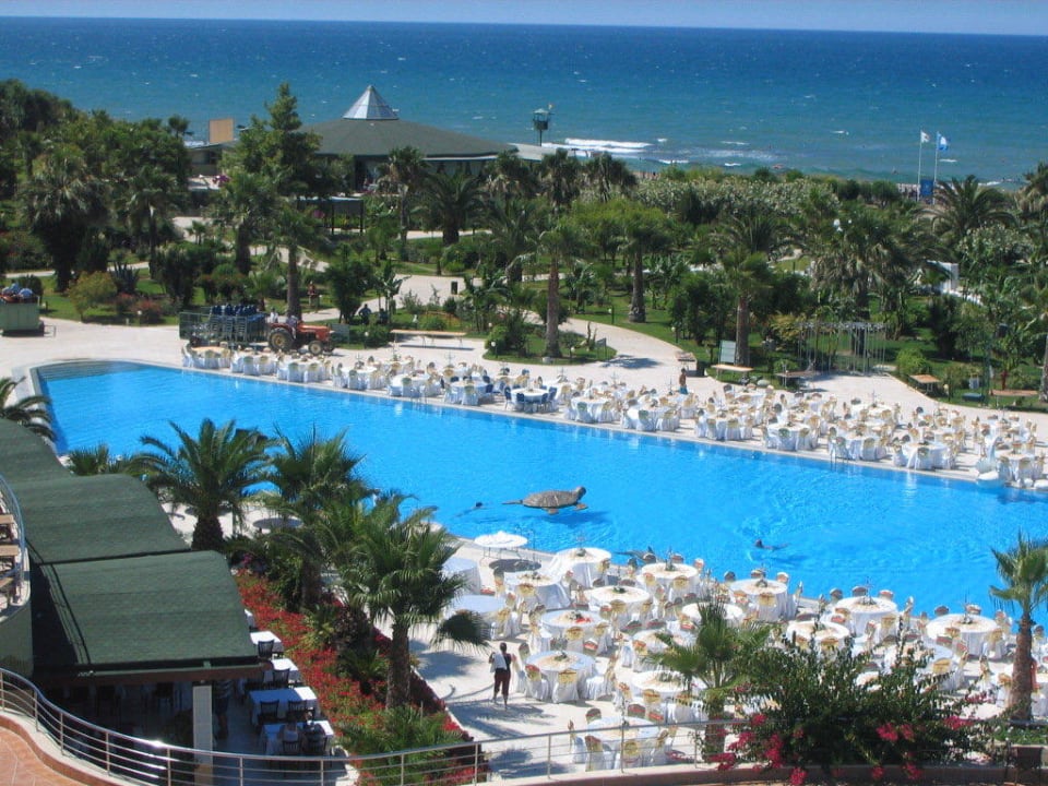 Gala Dinner VONRESORT Golden Coast