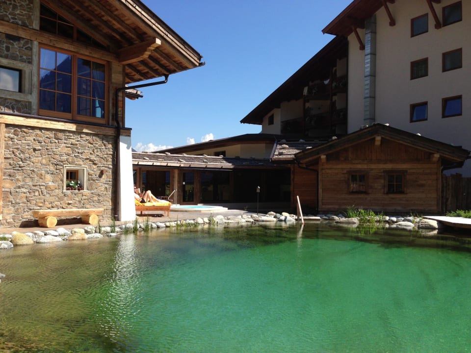 Schwimmteich Verwöhnhotel Kristall