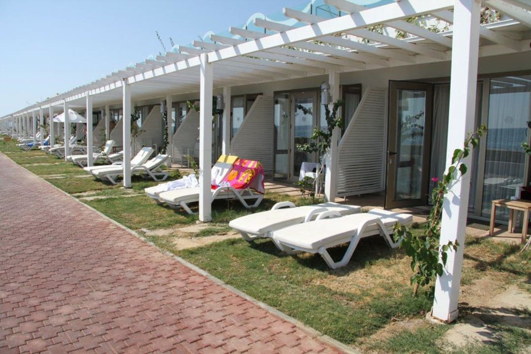 Terrassen und Eingang Island Room Gold Island Selected