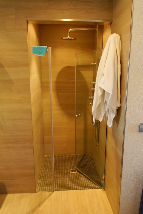 Elternbadezimmer Hotel Condesa