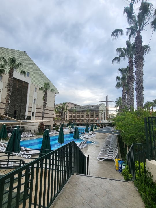 Pool Can Garden Resort