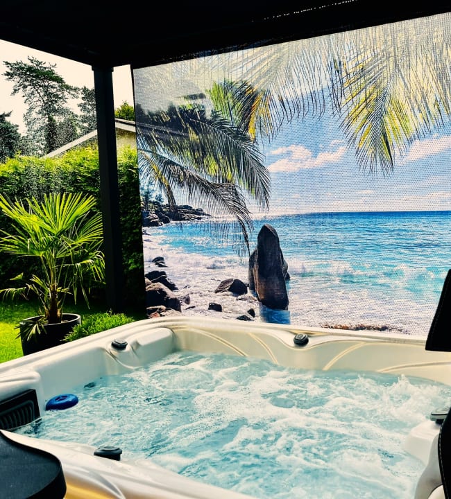 Pool Wellness Ferienhaus Bergheide