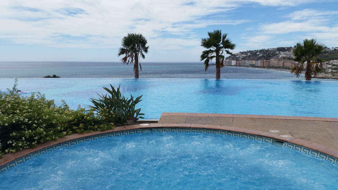 Piscina exterior Playacálida Hotel