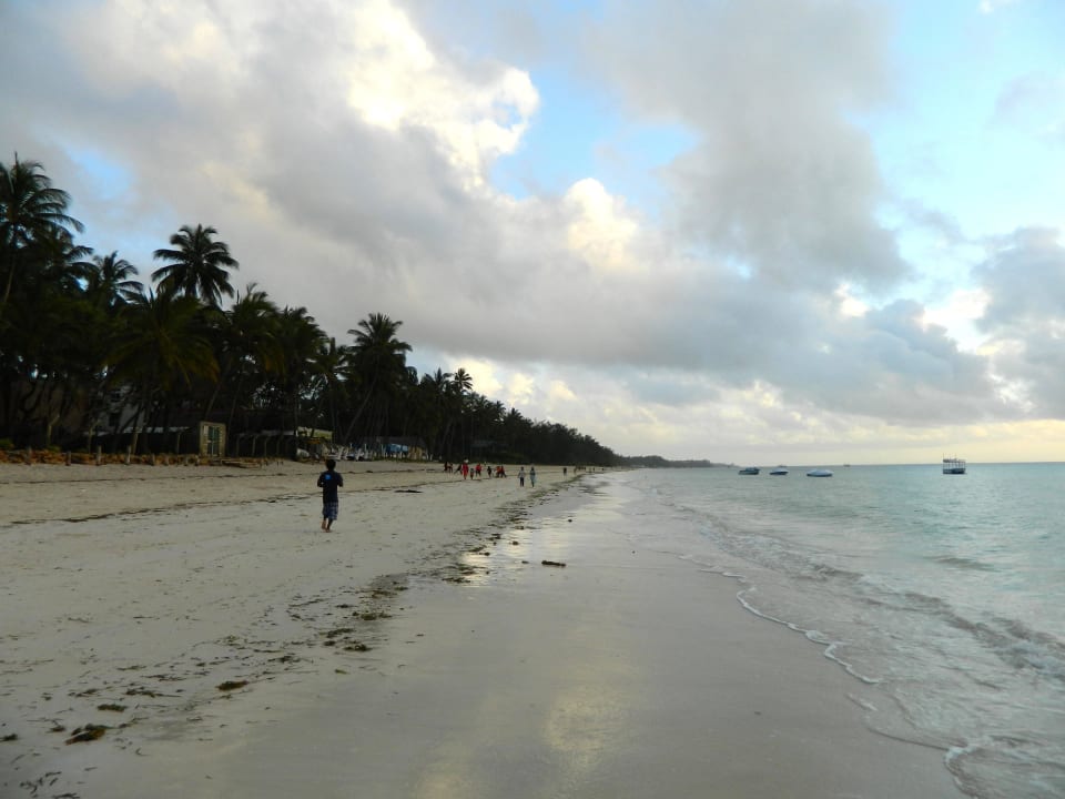 Strand Hotel Traveller's Club