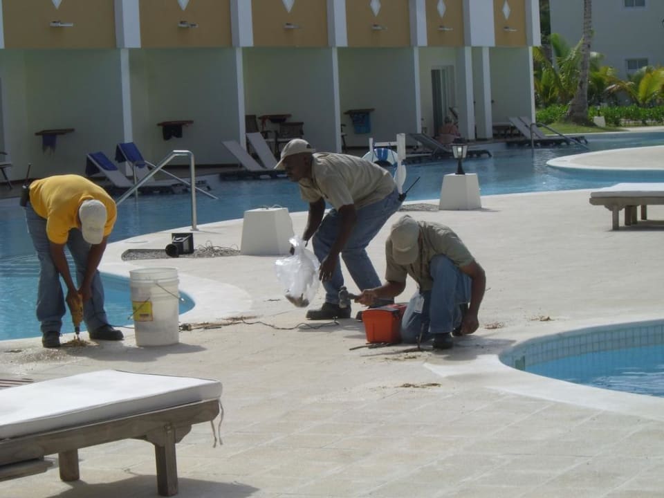 Poolarbeiten, wir waren dabei! TRS Turquesa Hotel - Adults only
