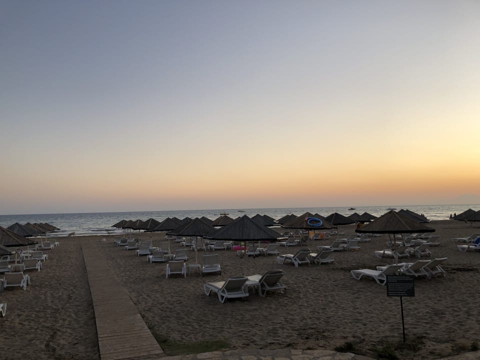 Strand Hotel Defne Garden