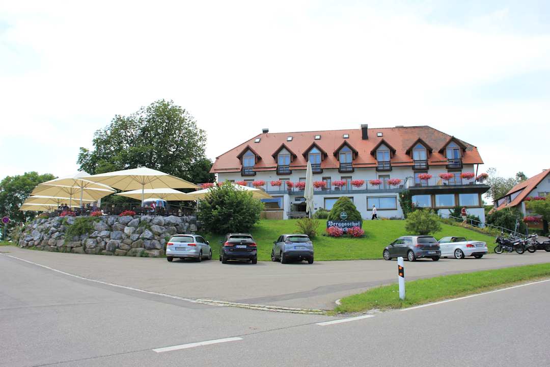 Außenansicht Berggasthof Hotel Höchsten