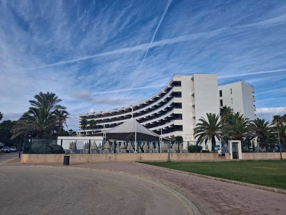 Außenansicht allsun Hotel Sumba