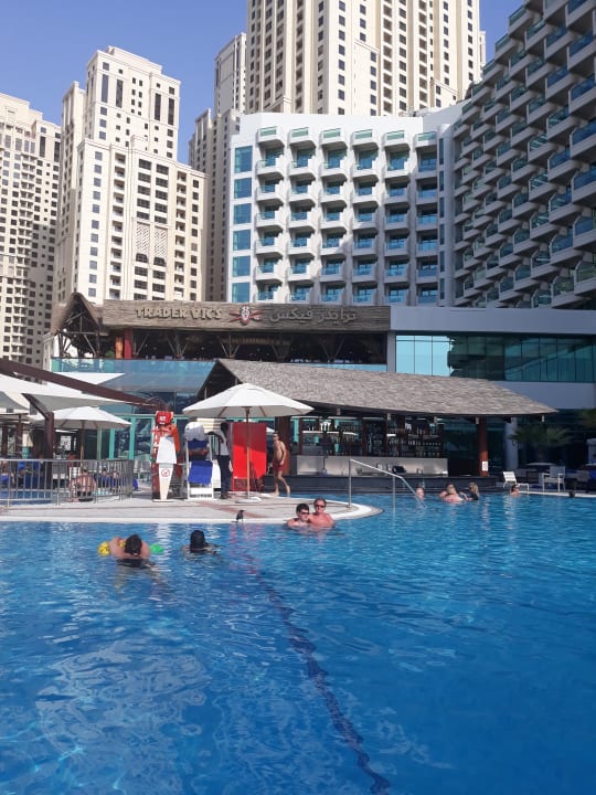 Pool Hilton Dubai Jumeirah