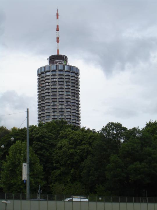 Hotel von weitem Dorint Hotel An der Kongresshalle Augsburg