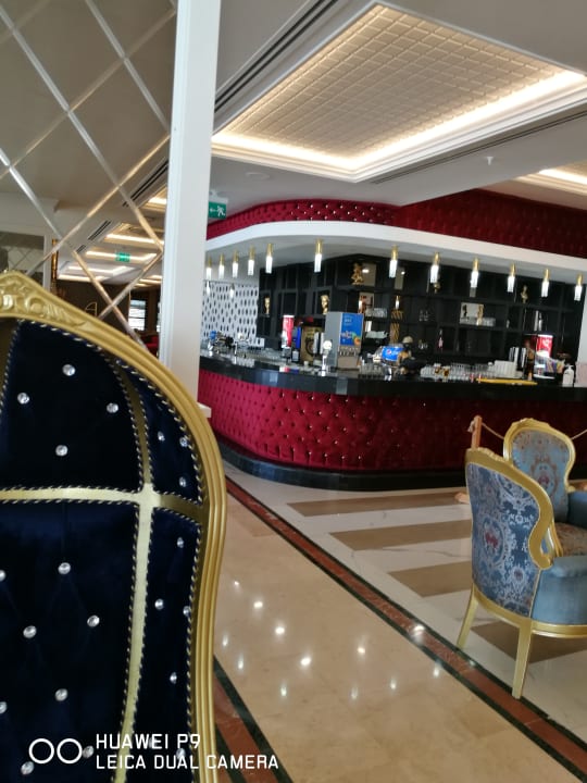 Gastro Dream World Palace Hotel