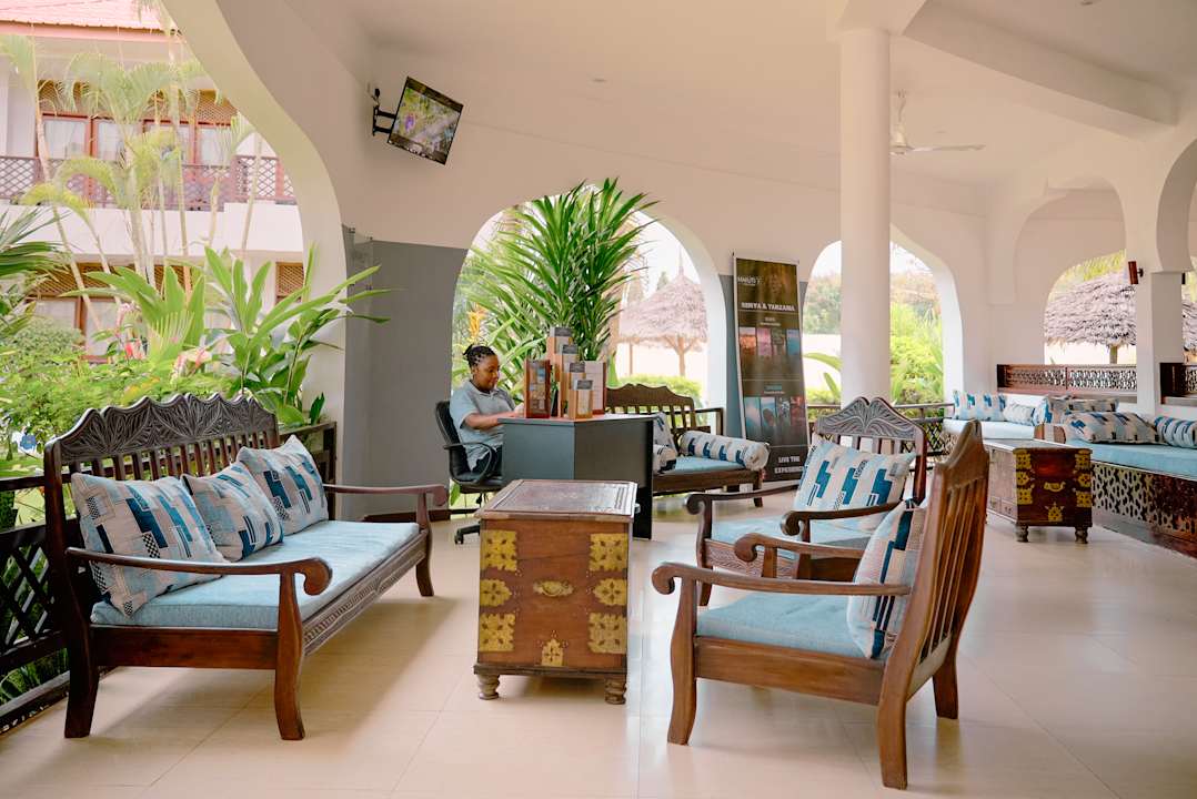 Lobby AHG Hisia Nungwi Experience Hotel